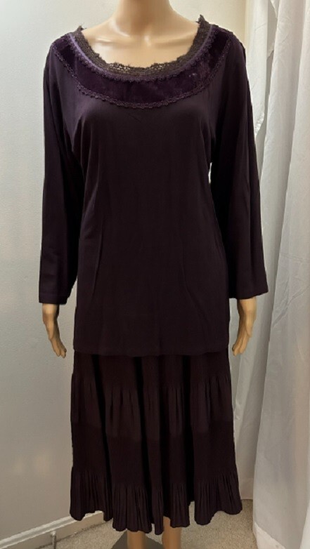 APOSTROPHE NWT VTG 2-Piece Plum Skirt Set L/S Top (16/18W) & Skirt XL(18-20)