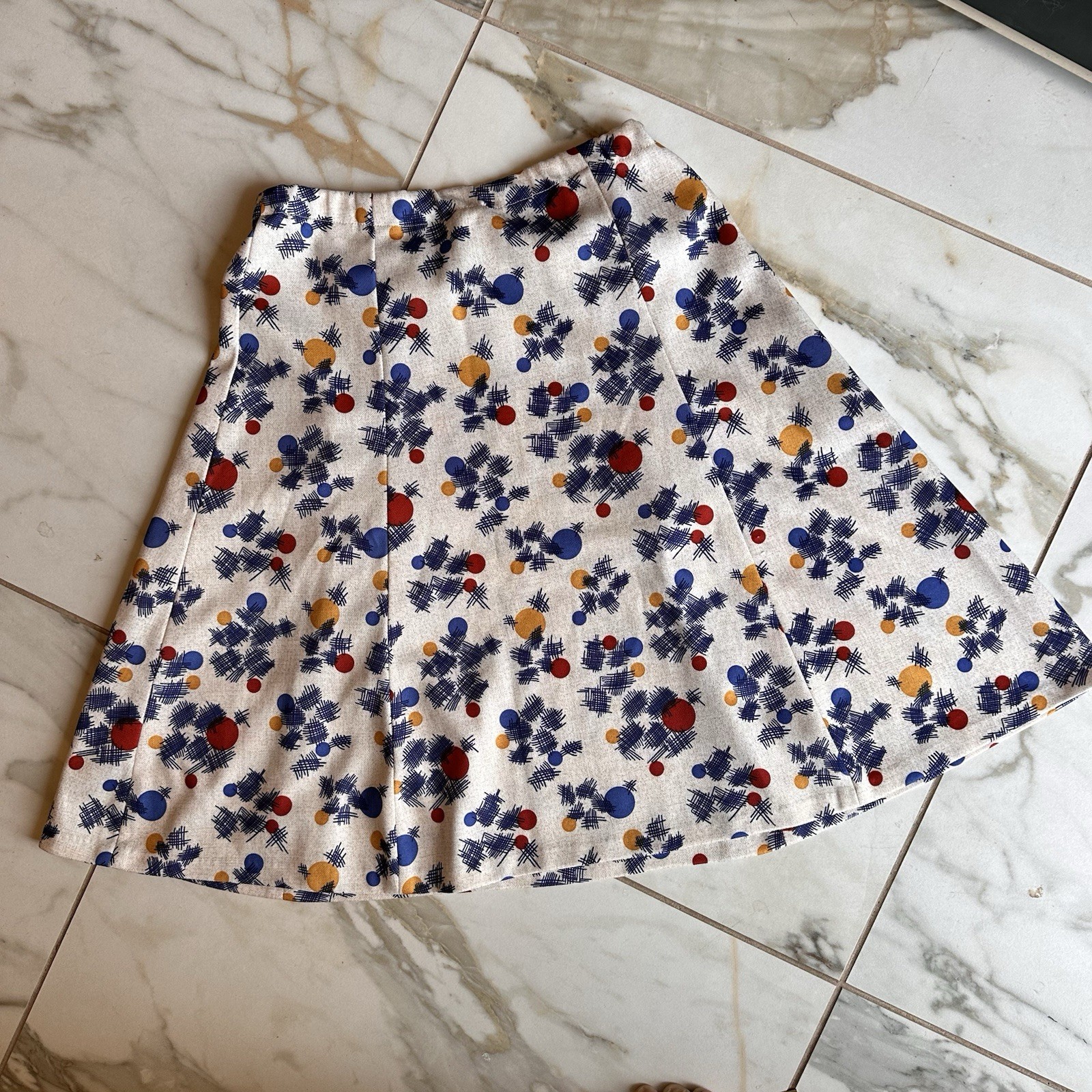 Vintage 60’s Colorful Floral Print Women’s Collared Blazer and A-Line Skirt Set