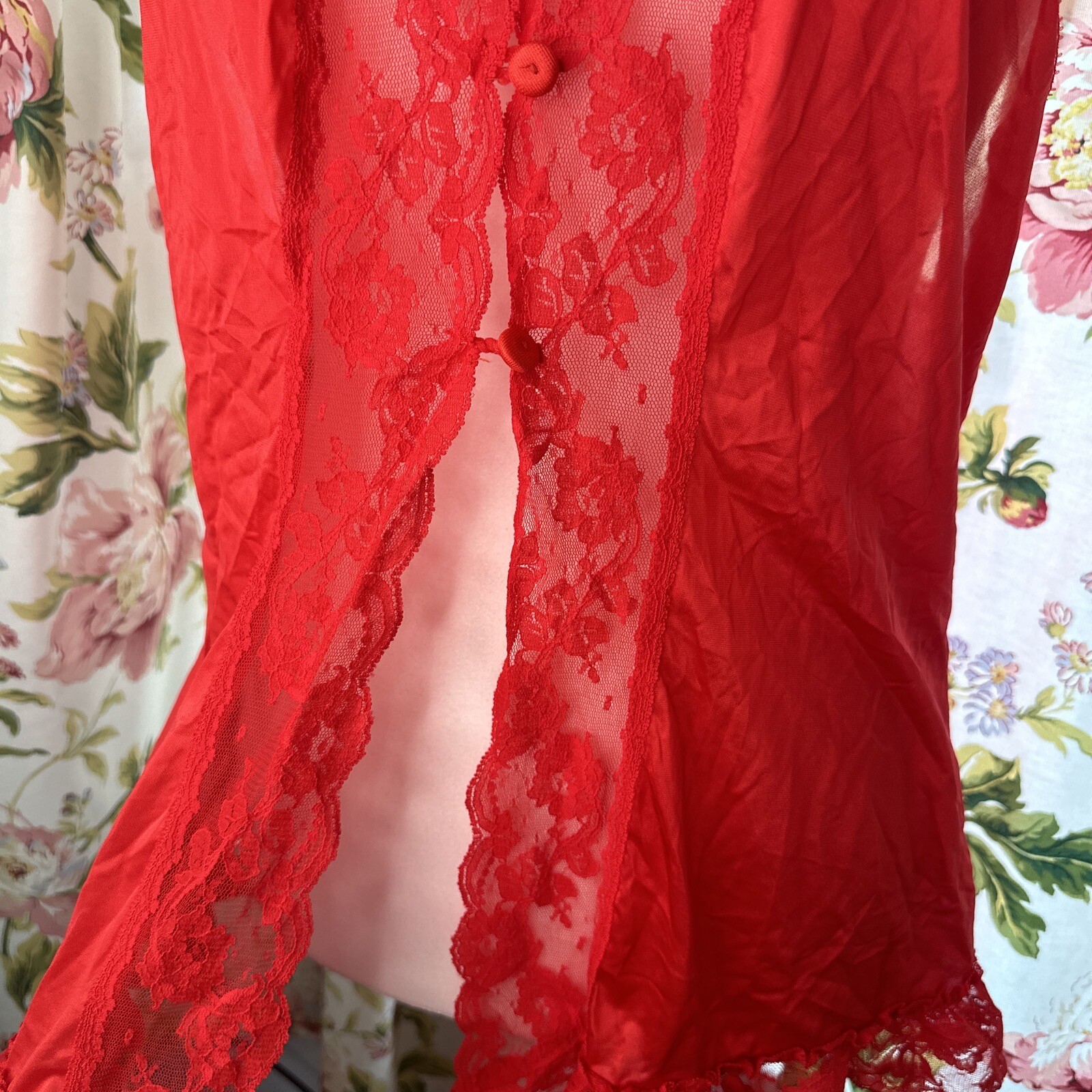 Vtg Pandora Lingerie By Chic Lace Camisole Red Open front Large Ruffle Bottom