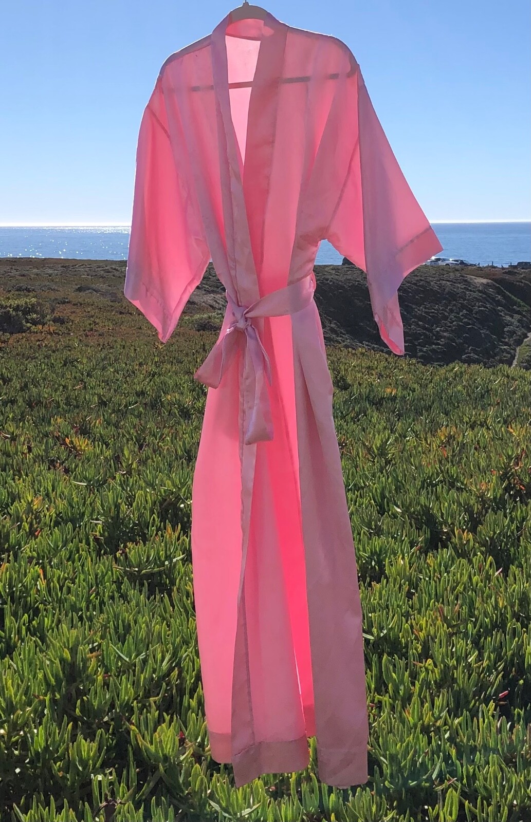 Vintage Silky Long California Dynasty ROBE Pocket & Sash – Pink – FAST SHIPPING