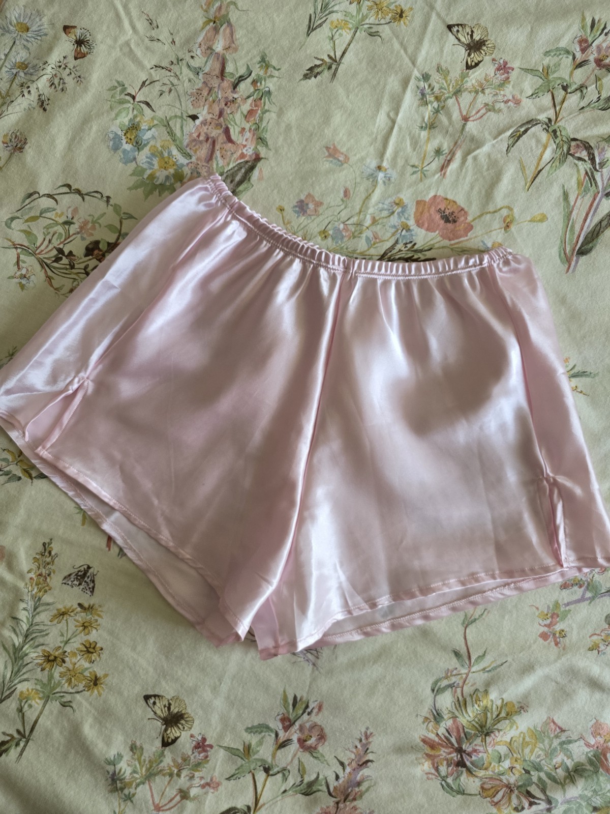 Vintage 80s 90s Pink Satin Avon Shorts Womens XS Small Romantic Sleepwear