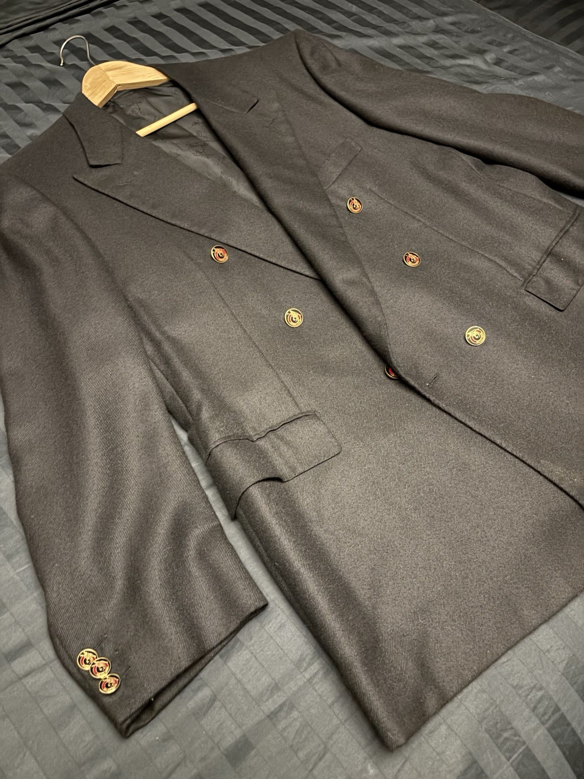 Brioni Roman Style 100% Cashmere Navy Double Breasted Blazer Size 44R EU 54