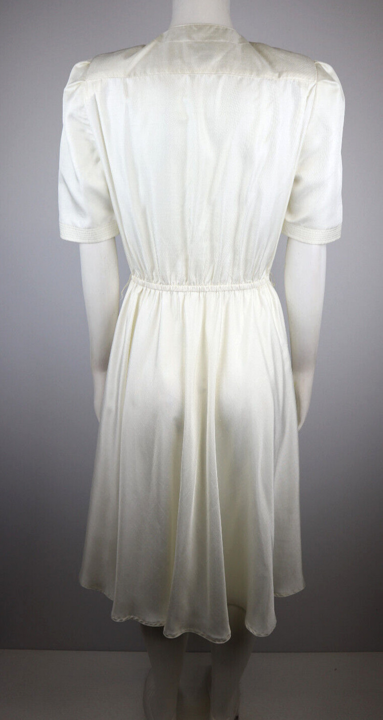 Leslie Fay Vintage Women’s Shirt Dress Size 8P Ivory White Short Sleeve A-Line