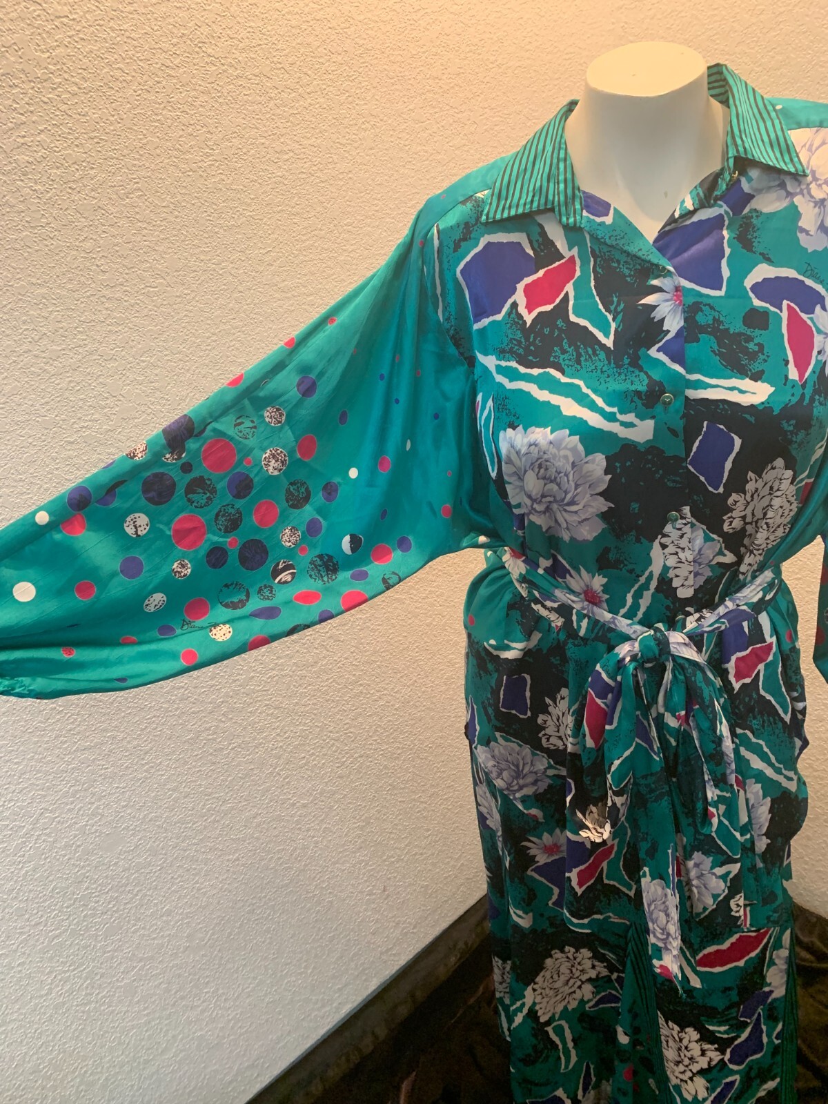 Vintage Diane Freis polyester skirt and tunic set w/sash aged elastic on skirt