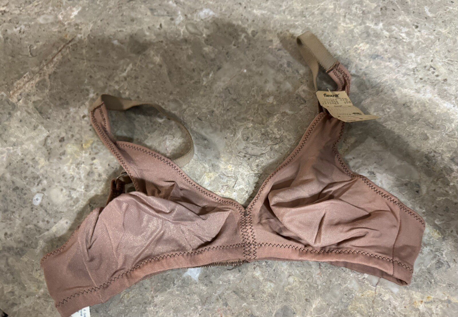 VINTAGE FLEXNIT SOMETHING ELSE BRA! NYLON SPANDEX. 32 B. BROWN