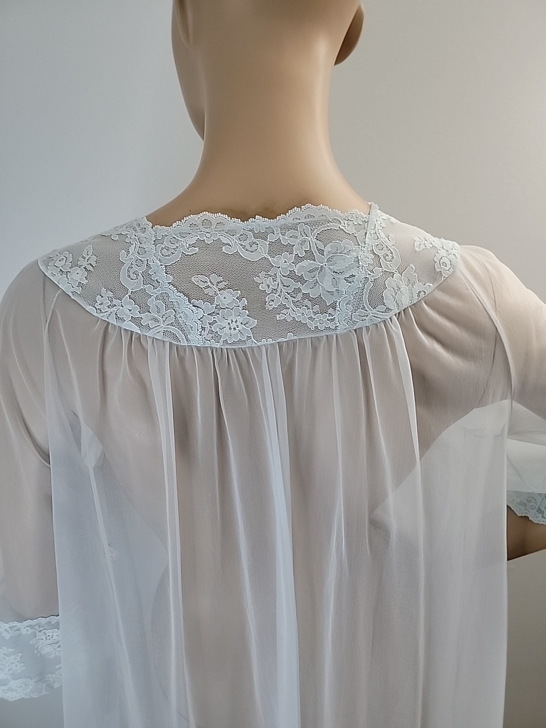 Vintage Shadowline All Nylon Light Blue Sheer Robe Lace Detail Size Large