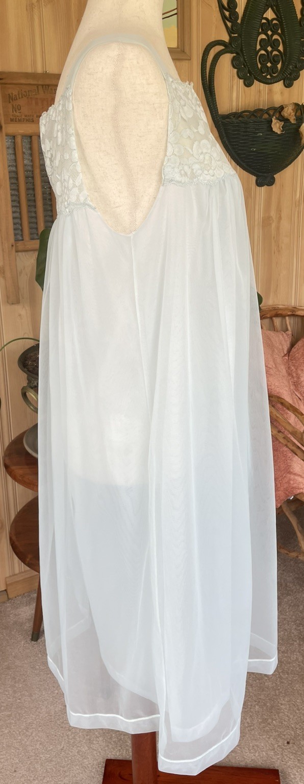 Vtg 60s Henson Kickernick Peignoir Set Medium Light Blue Chiffon Nightie Robe