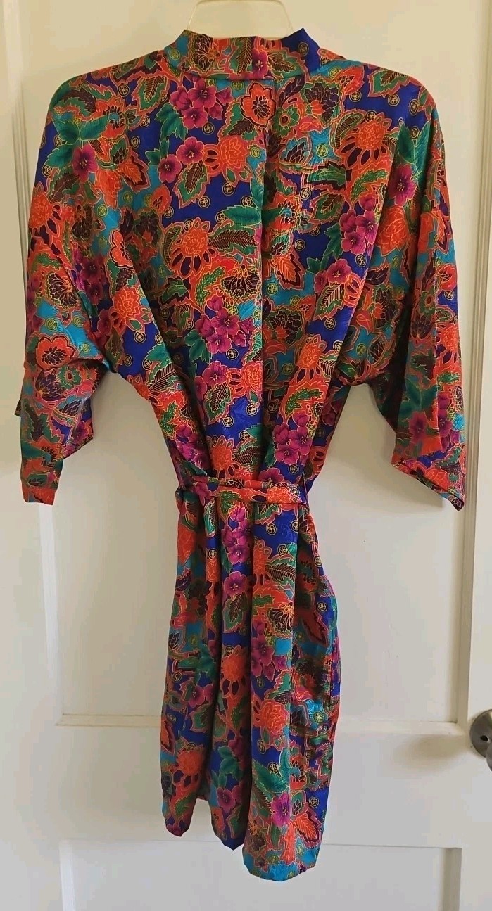 Vintage Inner Most 3 pc Short Robe and Short Set Floral in Women’s size M