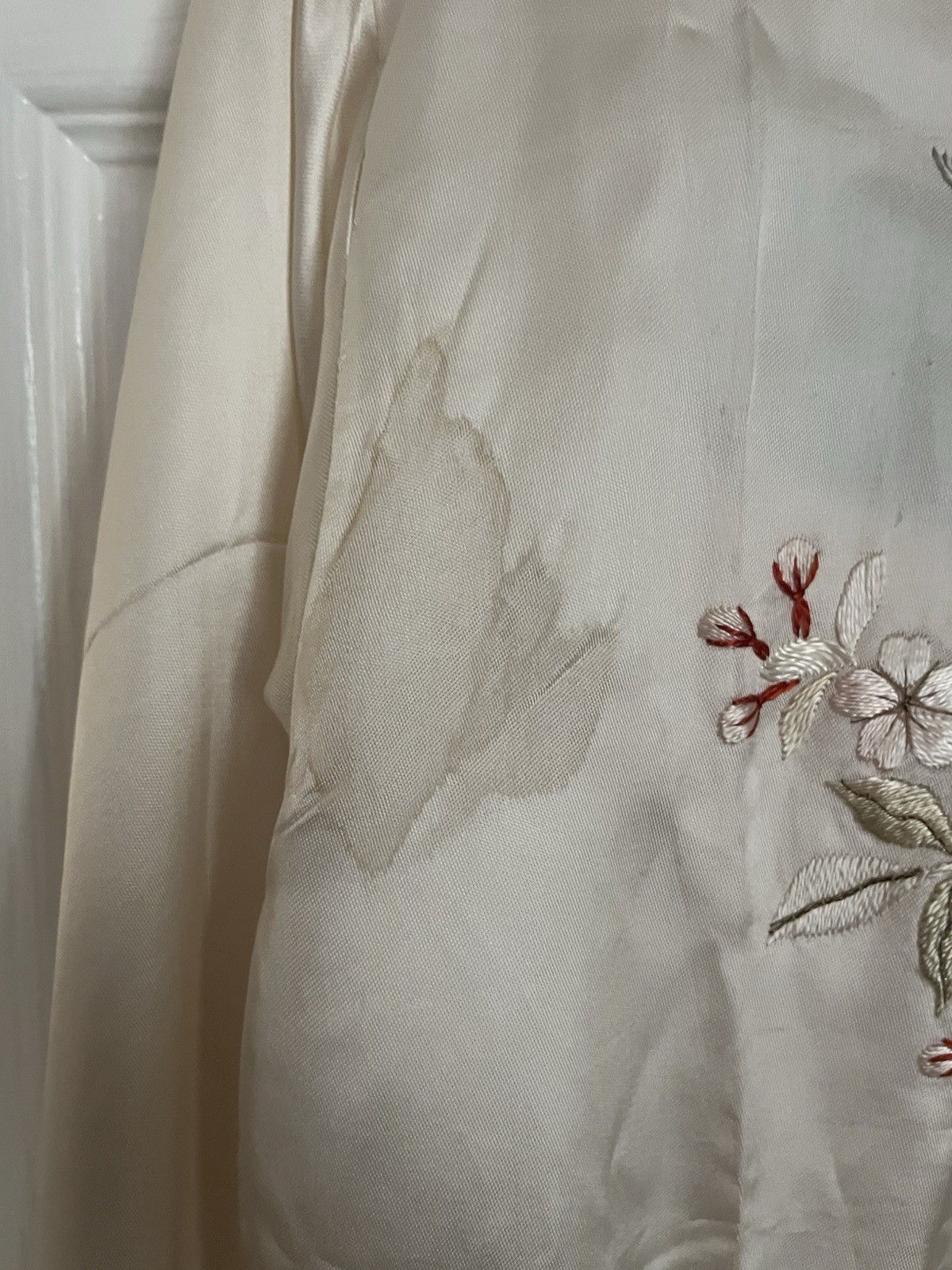 Vintage Antique Chinese Women’s Cream Silk Embroidered Pajamas (Korean war Era)