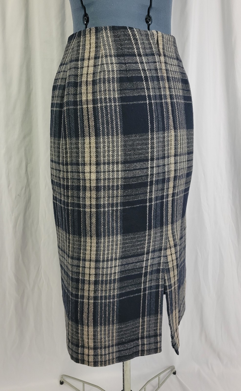 Vintage Savannah Navy/Lt Grey/Dark Grey Plaid Wool Blend Pencil Skirt Size 8