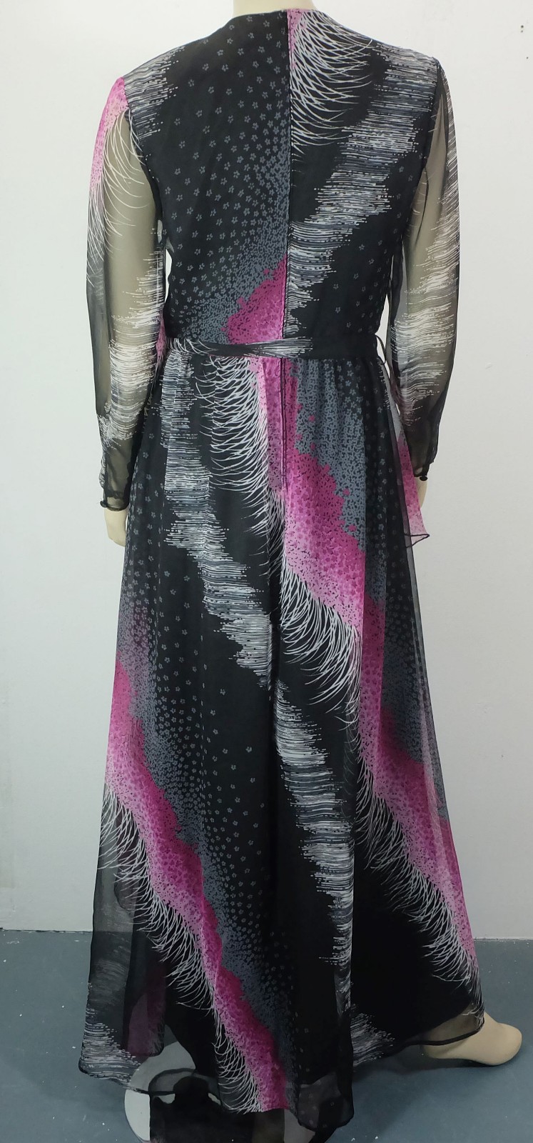 long vintage dress by vera mont size 38 tulle party dress 1970s