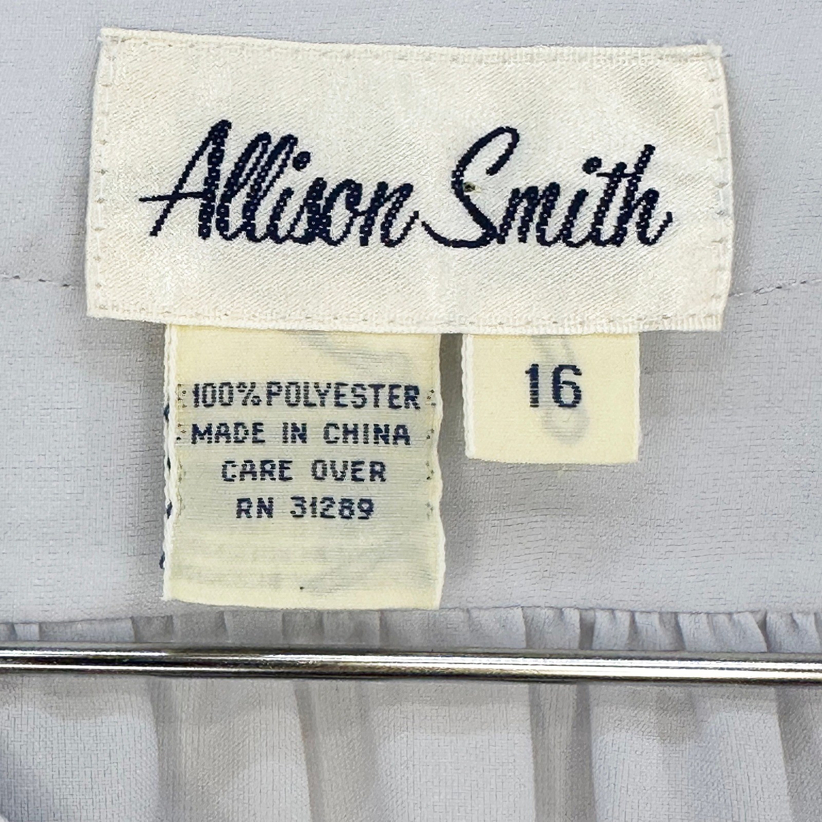 ALLISON SMITH Vintage Pleated Blouse • 16 • light gray • chic office preppy