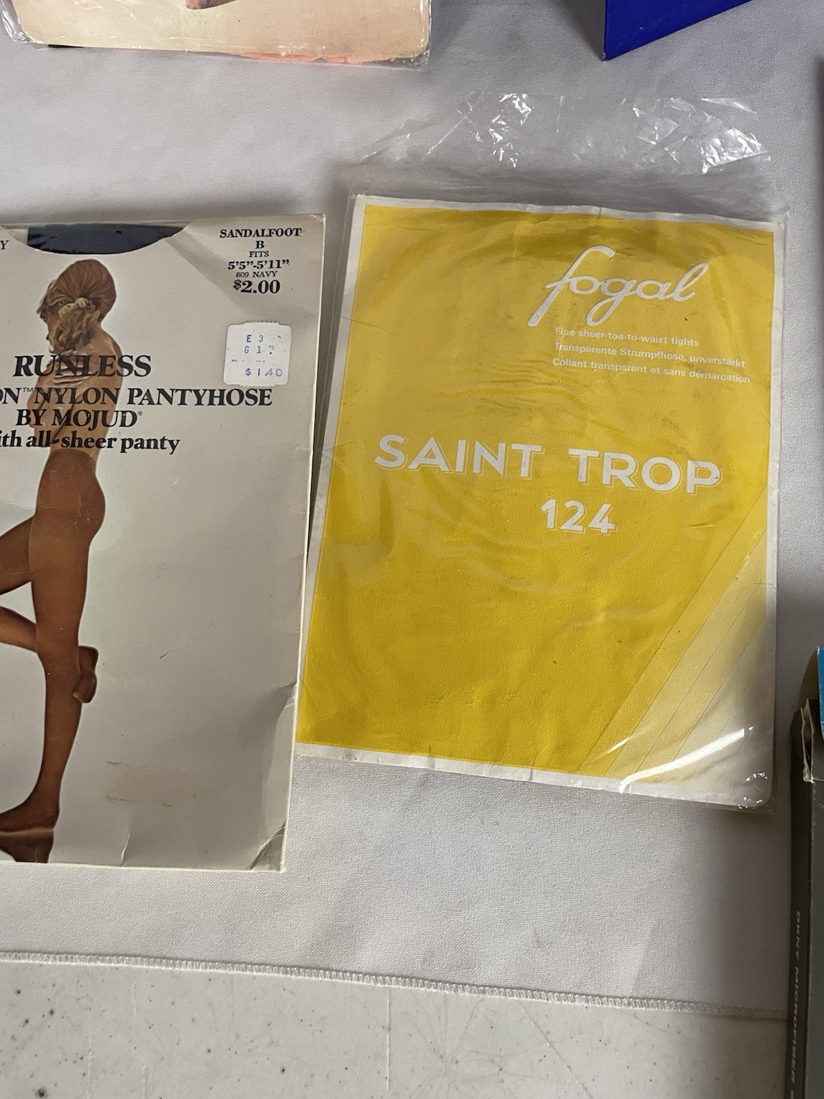 16 PAIR VINTAGE PANTYHOSE! ASSORTED BRANDS/COLORS/SIZES! HANES/PANTY-COMBO/SHEER