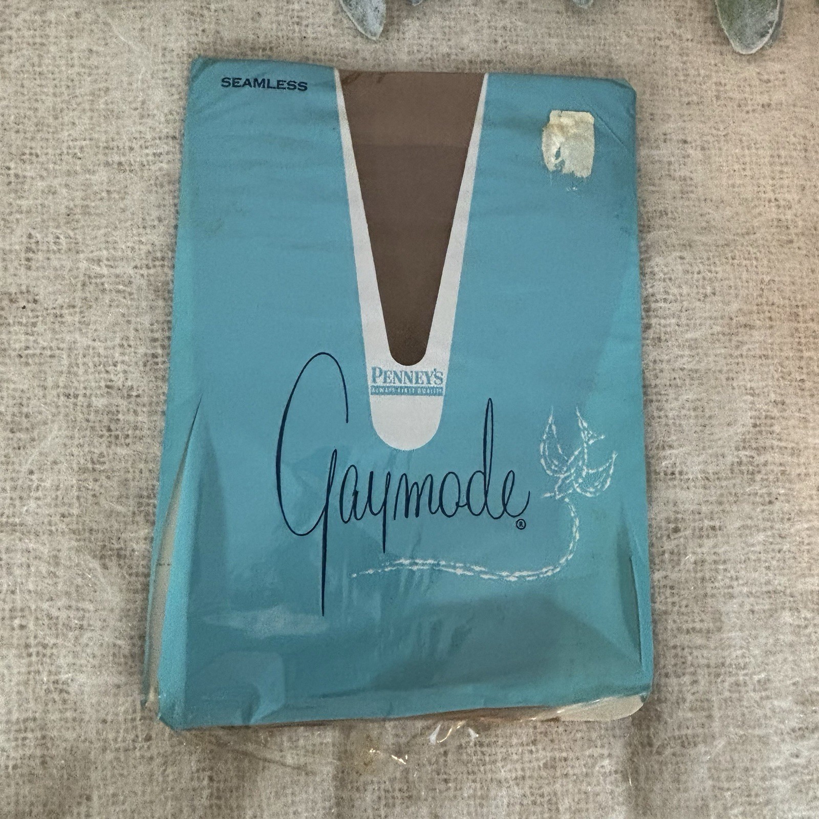 Vintage Gaymode Penney’s Seamless Stockings 100% Nylon 10.5 Average Open Package