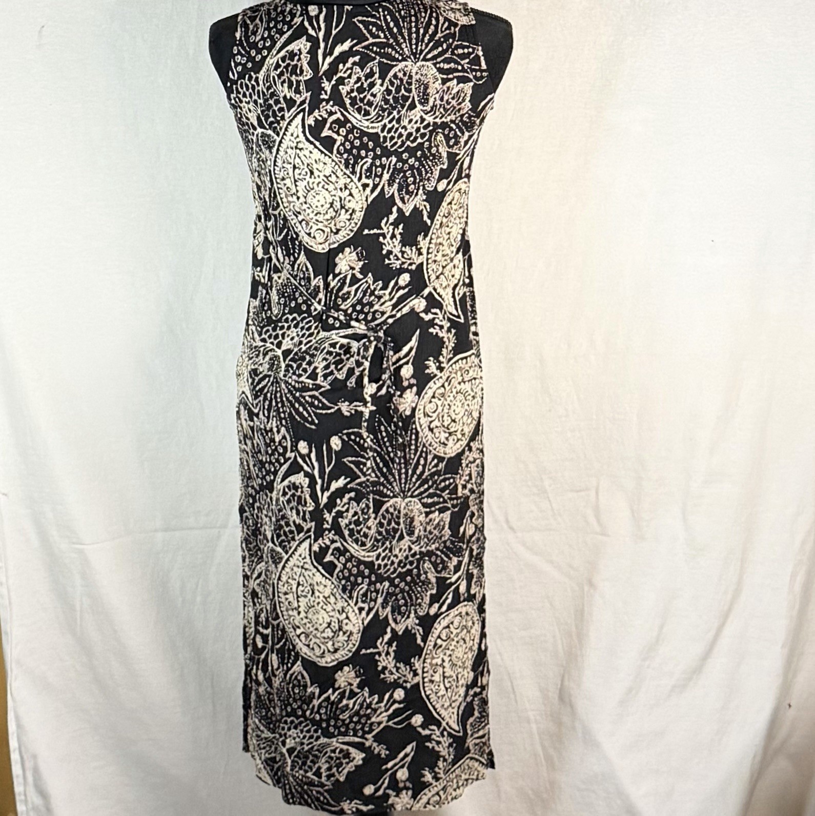 Vintage Boho T & Co 100% Rayon Black Ivory Paisley Sleeveless Midi Dress Sz 4P