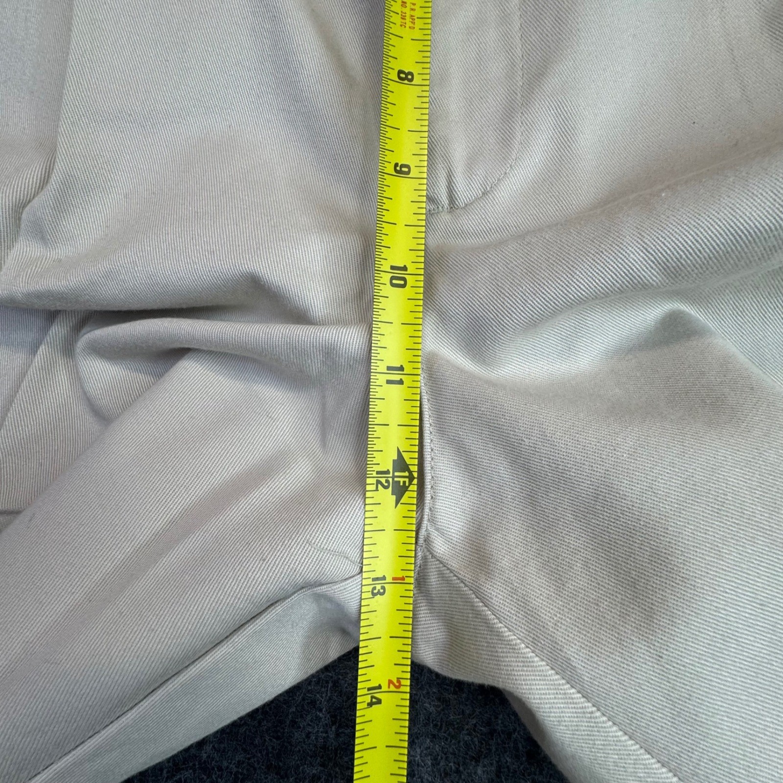 Vintage Womens Dockers Classic Khakis Pants 12×31 Beige Pleated Tapered Chinos