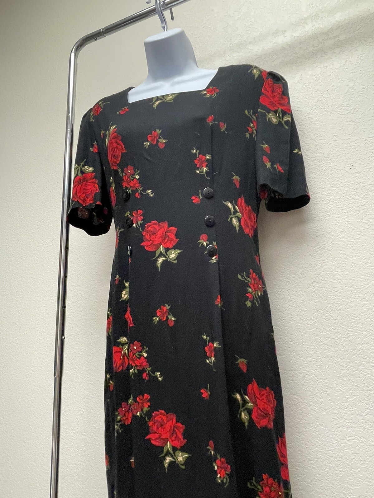 Vintage Betsy’s Things Black & Red Rose Elegant Button Accent Pencil Dress