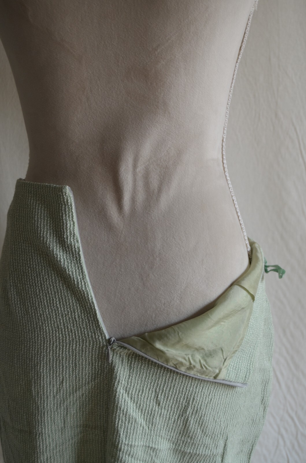 Versace V2 1973 green pastel straight skirt with texture