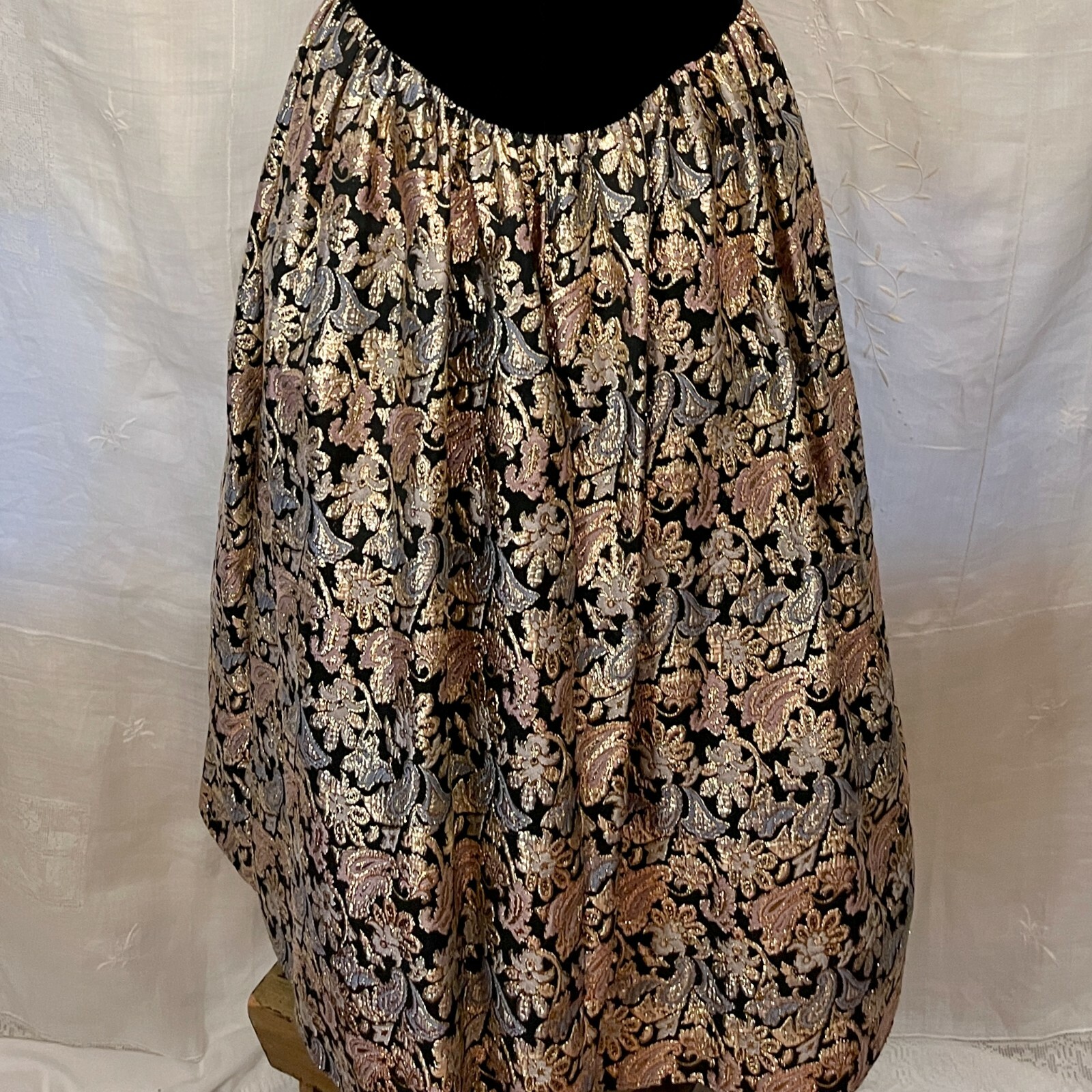 90s Vintage Black Velvet Metallic NYE Ball Gown M JESSICA MCCLINTOCK Dress