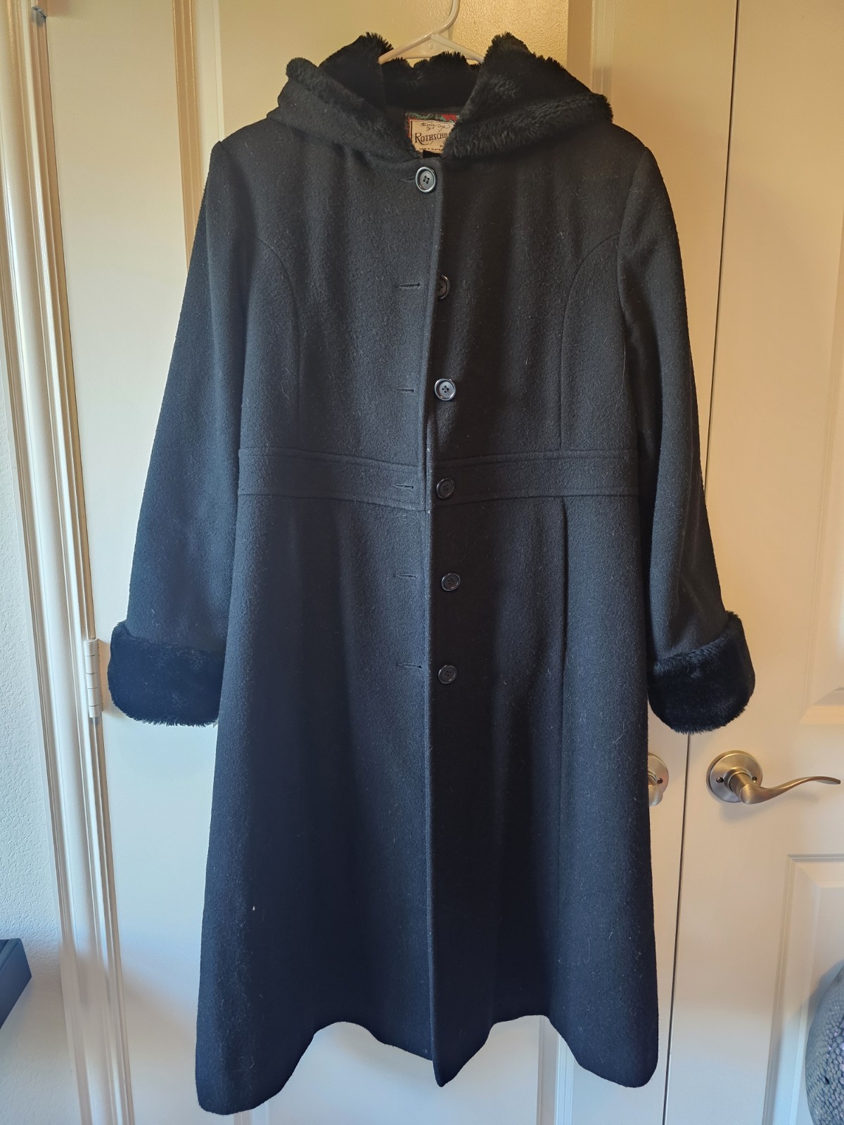Vintage Rothschild Black Coat Size 16 Wool Lined Velvet Hood & Cuffs w/ Pockets
