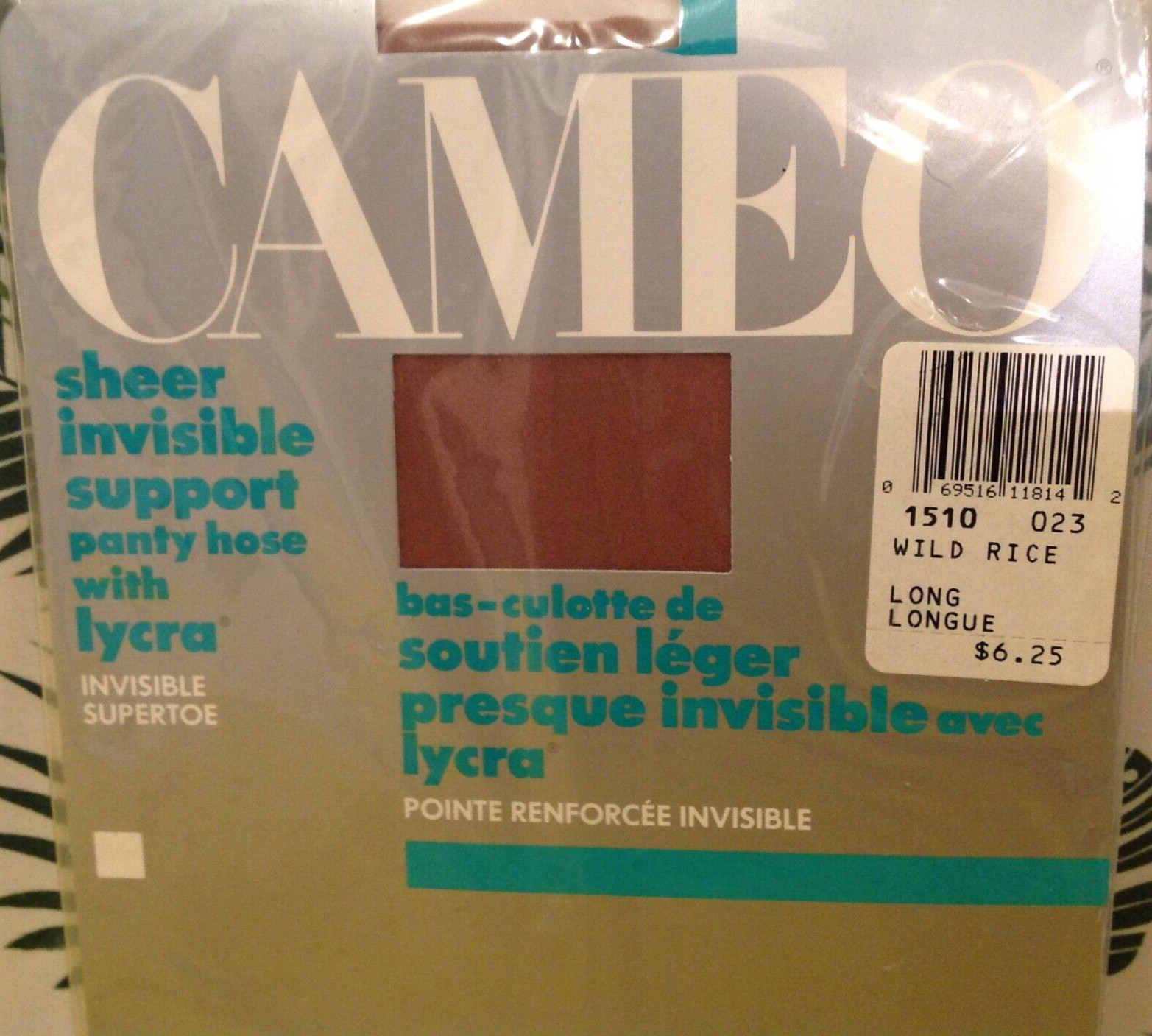Vintage Pantyhose Cameo Sheer Invisible Lycra Color Suntan Size Long BCAQ01