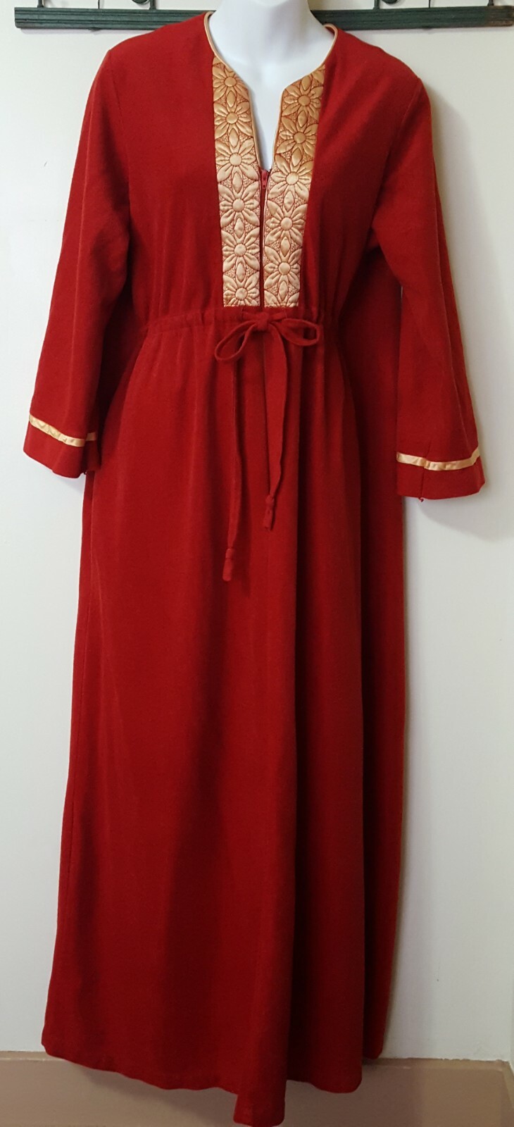 Vintage Plaza 9 Robe Loungewear