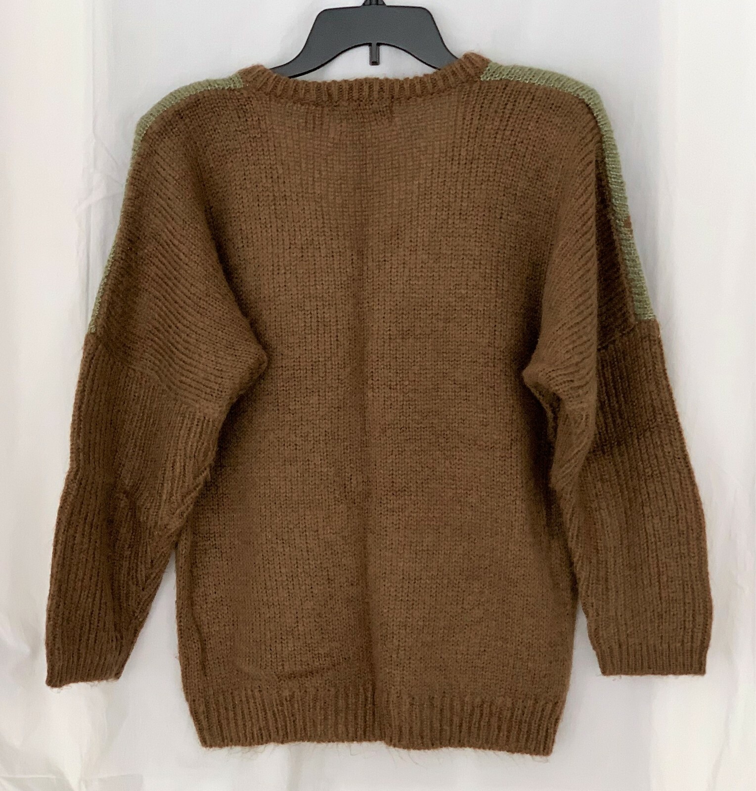 Vintage 1980’s Carducci V-Neck Sweater Brown Green White Gold Metallic Sz Medium