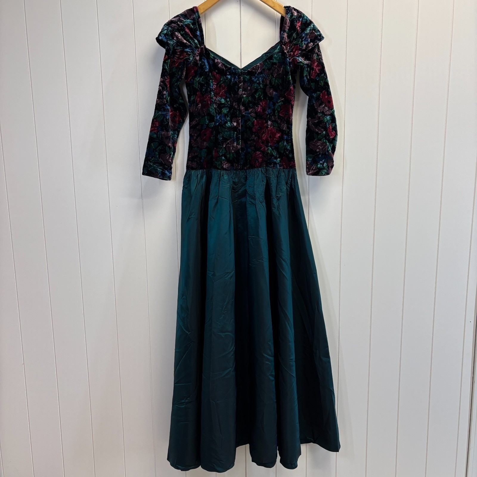 Vintage 90s Whimsigoth Princess Dark Floral Velvet Gala Gown Women Size 10 Hoco