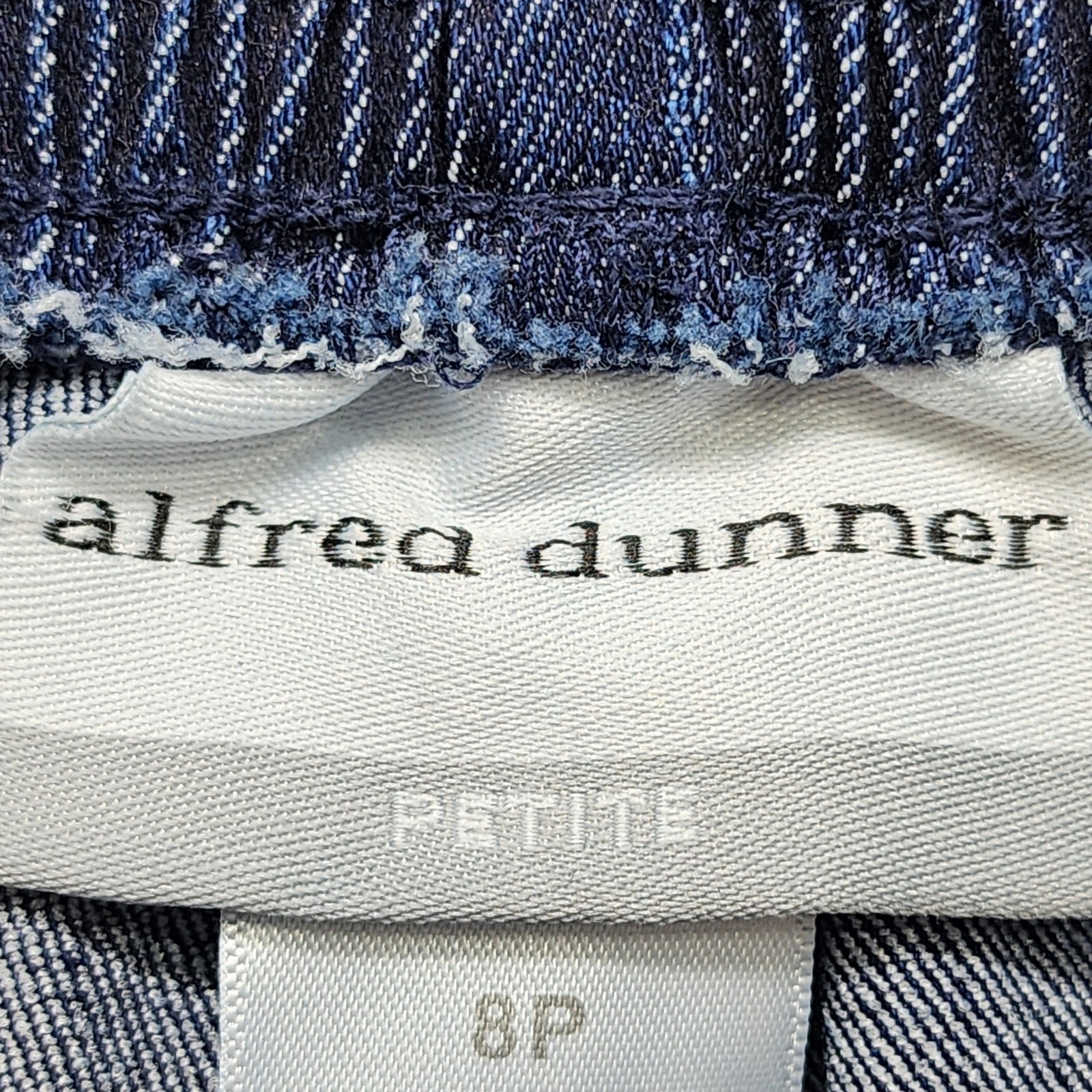 Vintage Alfred Dunner Jeans Womens 8P PETITE Blue Pull On Crop Stretch Comfort