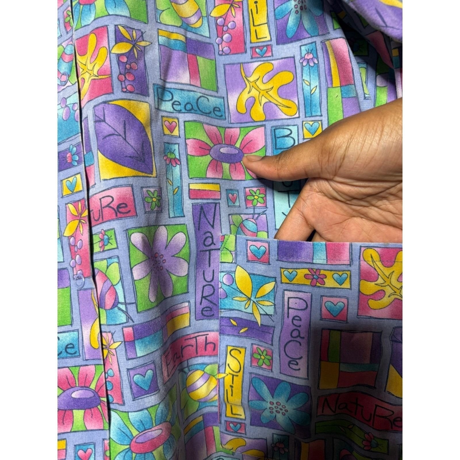VTG SB Fashion Scrubs Jacket Women XL Multicolor Nature Peace Earth Beauty Print