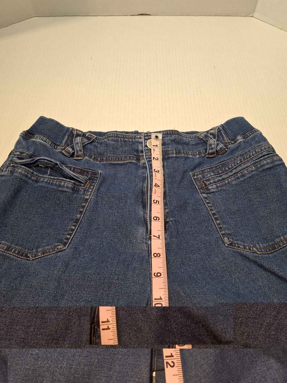 Vintage Blast Capri Jeans, Womans M, High Rise. Blue, Cotton Blend