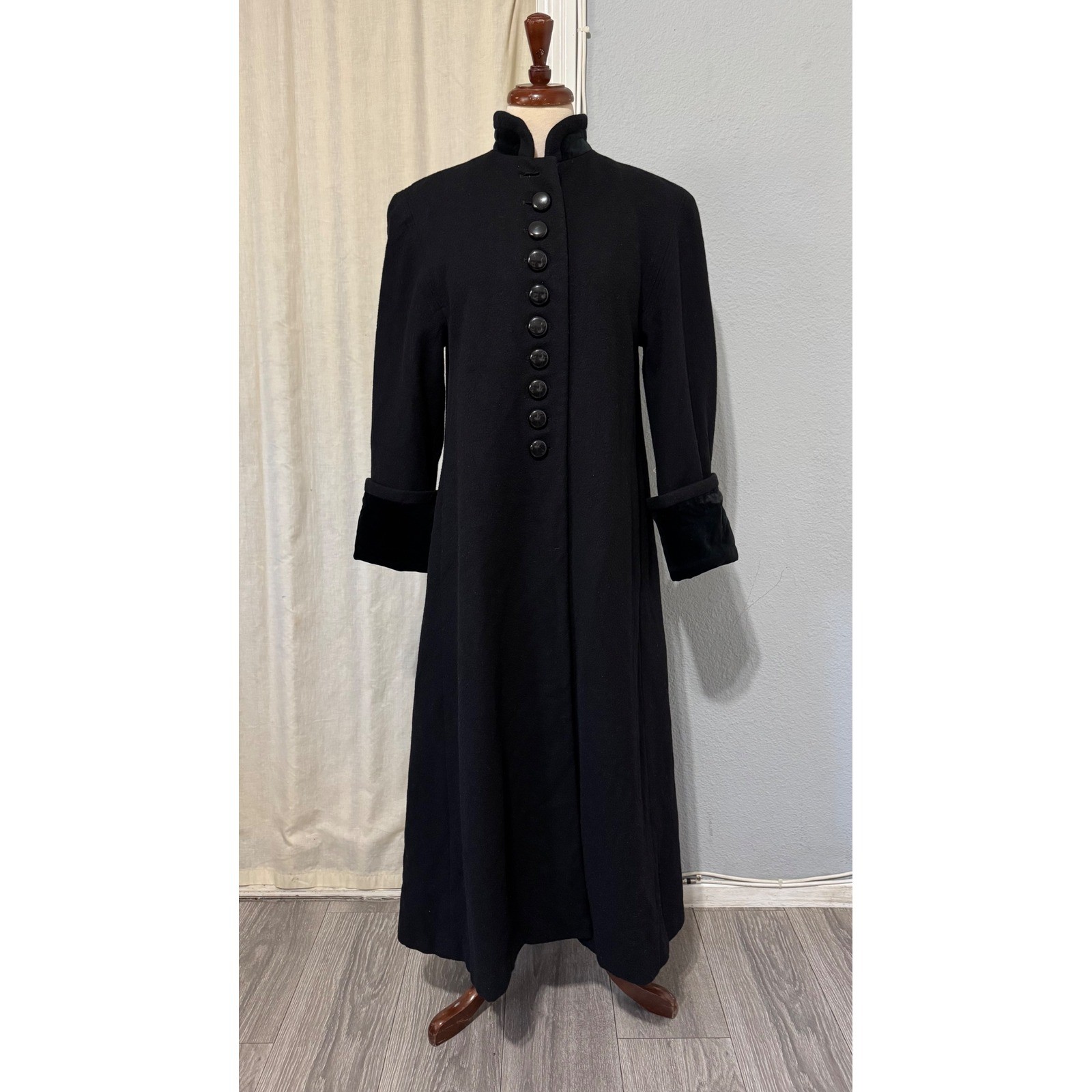 Donnybrook Victorian Black 100% Wool Maxi Coat Velvet Trim Mandarin Collar Sz 2