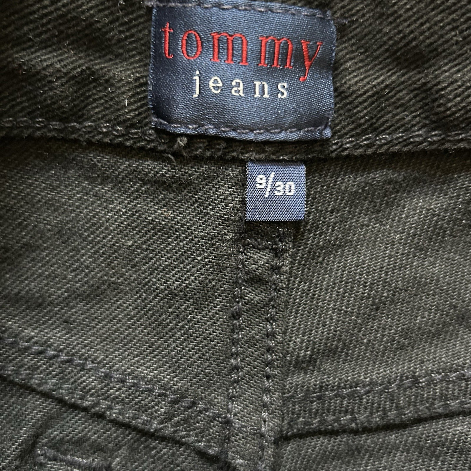 Vintage 90s Tommy Hilfiger Black Denim Straight Leg Flag Logo Mom Jeans Size 9