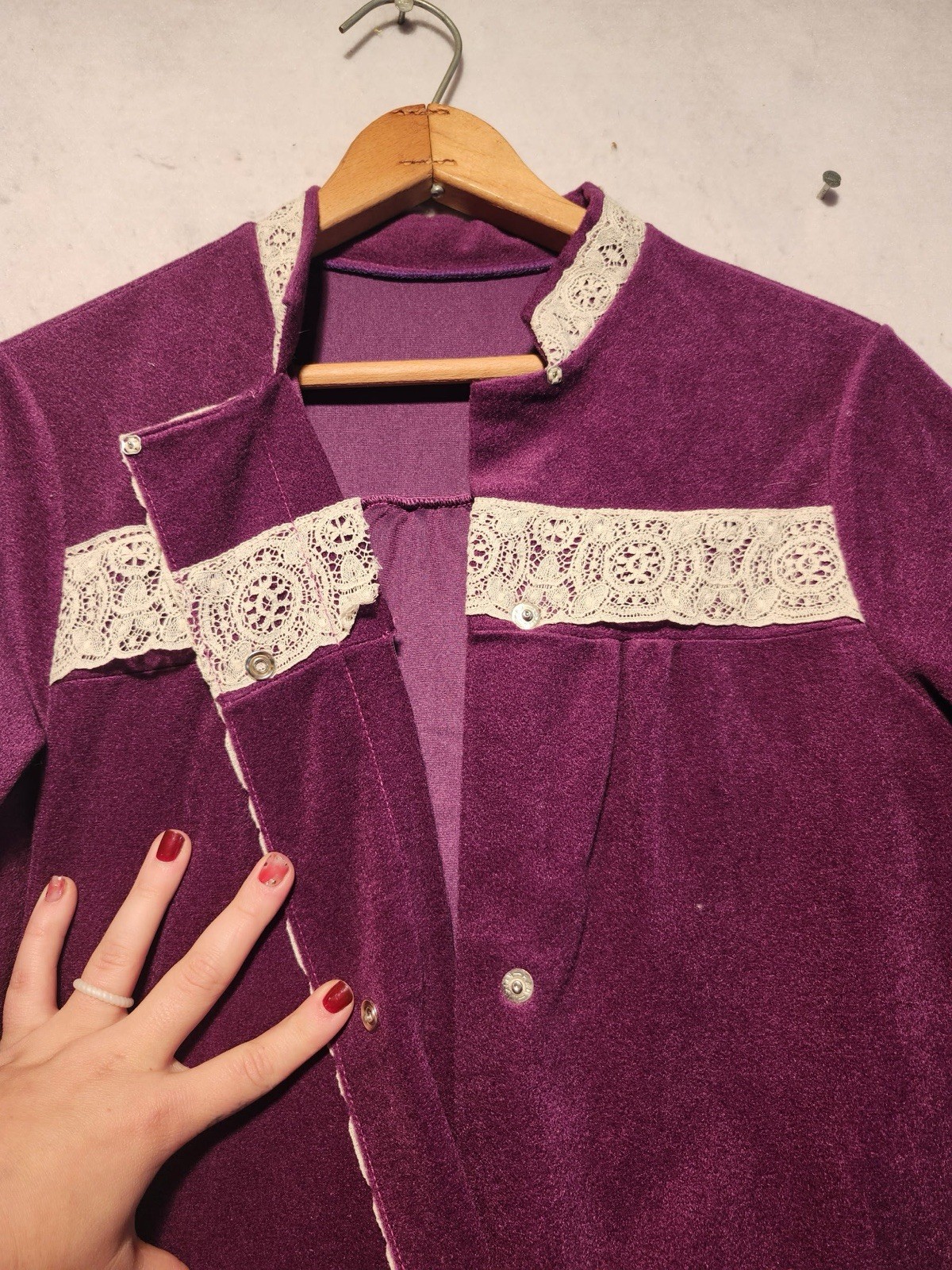 Vtg Miss Elaine Maxi Velour Robe Housecoat Purple Sz Med Lace Union Made USA
