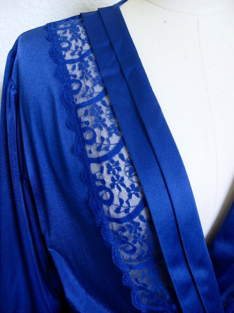 Vintage Gilead Long Silky Nylon Robe w Lace Insertion S Tie Belt Royal Blue