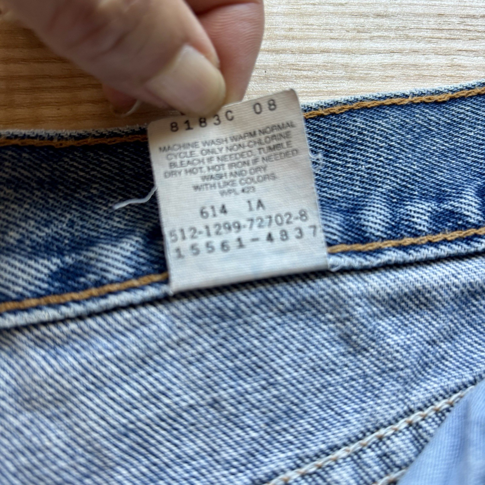 VTG Levi’s 560 90s Loose Fit Straight Women’s Sz 32×30 Med Wash Made in USA