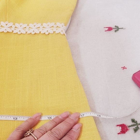 MOLLIE PARNIS BOUTIQUE Vtg 70s Yellow Linen Shift Daisy Dress