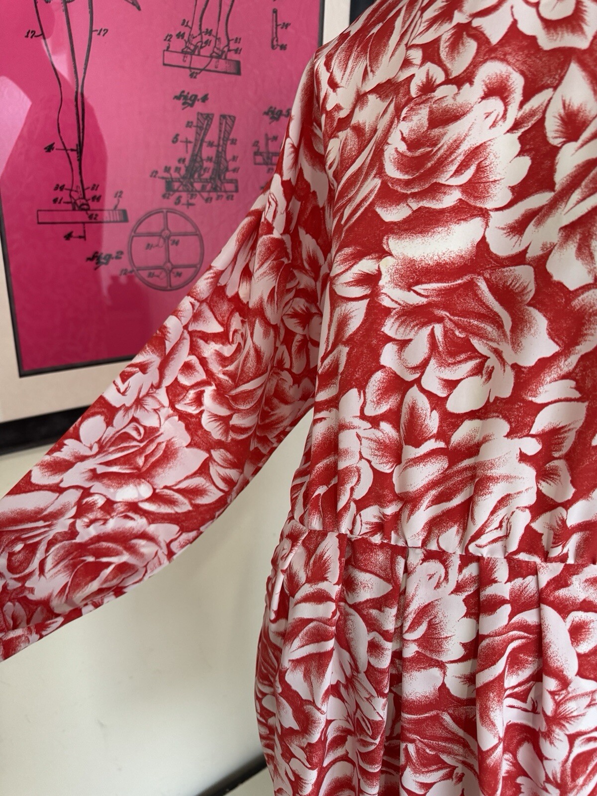 Vintage Dress 1980s Rose Print-romantic-Red-white-Daydress-floral-Small/medium
