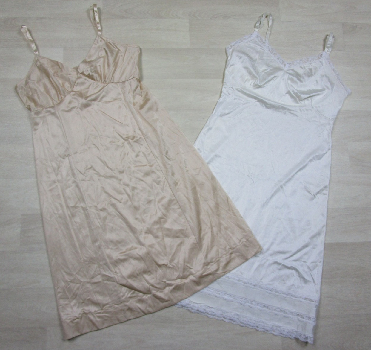 Vintage 80s Nylon Lace Full Slip (34) Lot of 2 White Beige Sliperyfection L’eggs
