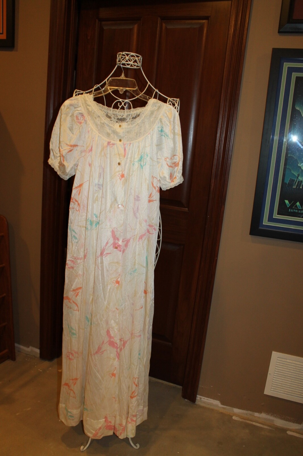 Gilead 4939 Vintage Peignor Nightie and Robe Set white pattern Womens M (bin86)