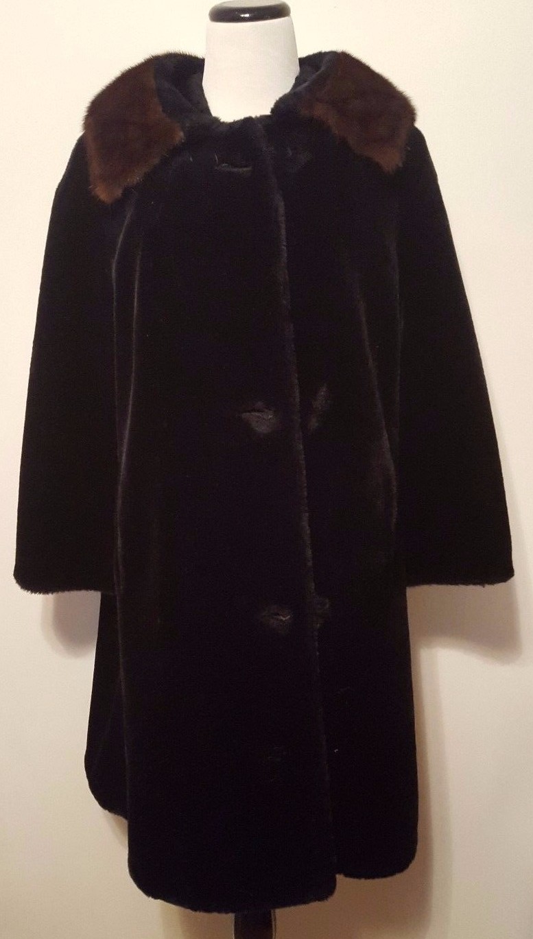 Vintage 1950’s John Wanamaker Genuine Mink Collar Black Faux Fur Coat
