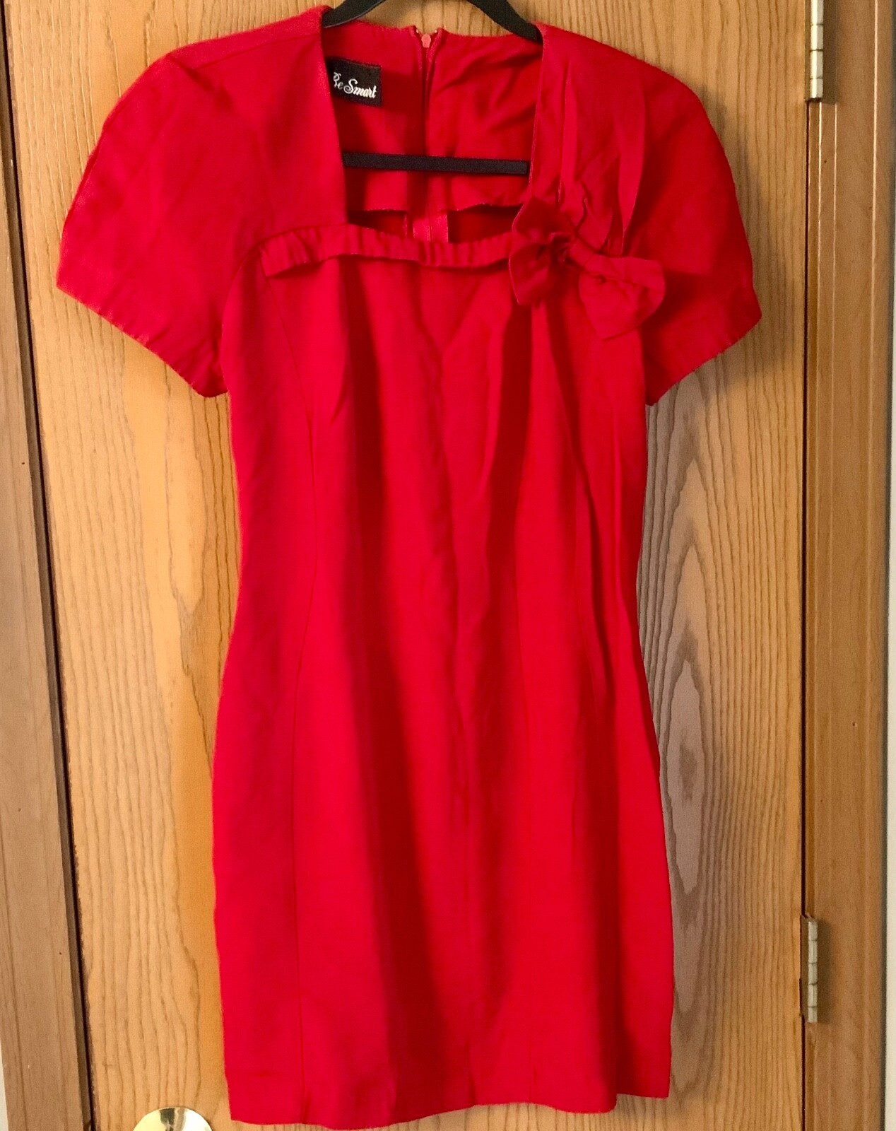 VINTAGE 90’S BE SMART SHORT RED PARTY DRESS BODICE BOW ACCENT REAR SLIT SIZE M