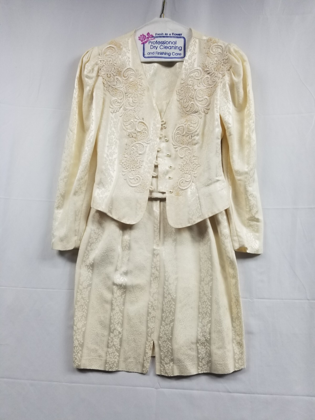 Cachet By Bari Protas Light Beige 2 Piece Blazer Lace Top Skirt Size 3-4 See Pic