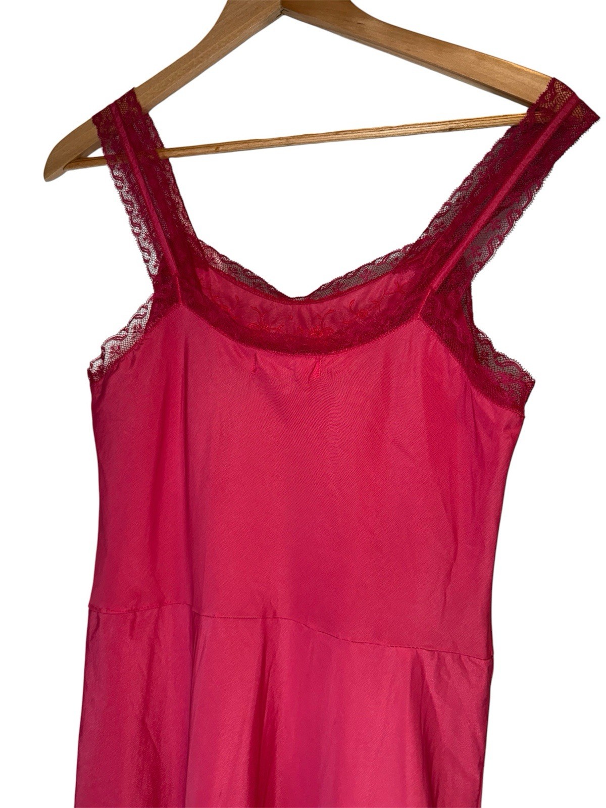 Vintage 1950s BARBIZON Crepe Remarque Hot Pink Full slip dress Lil Beth 14 Miss