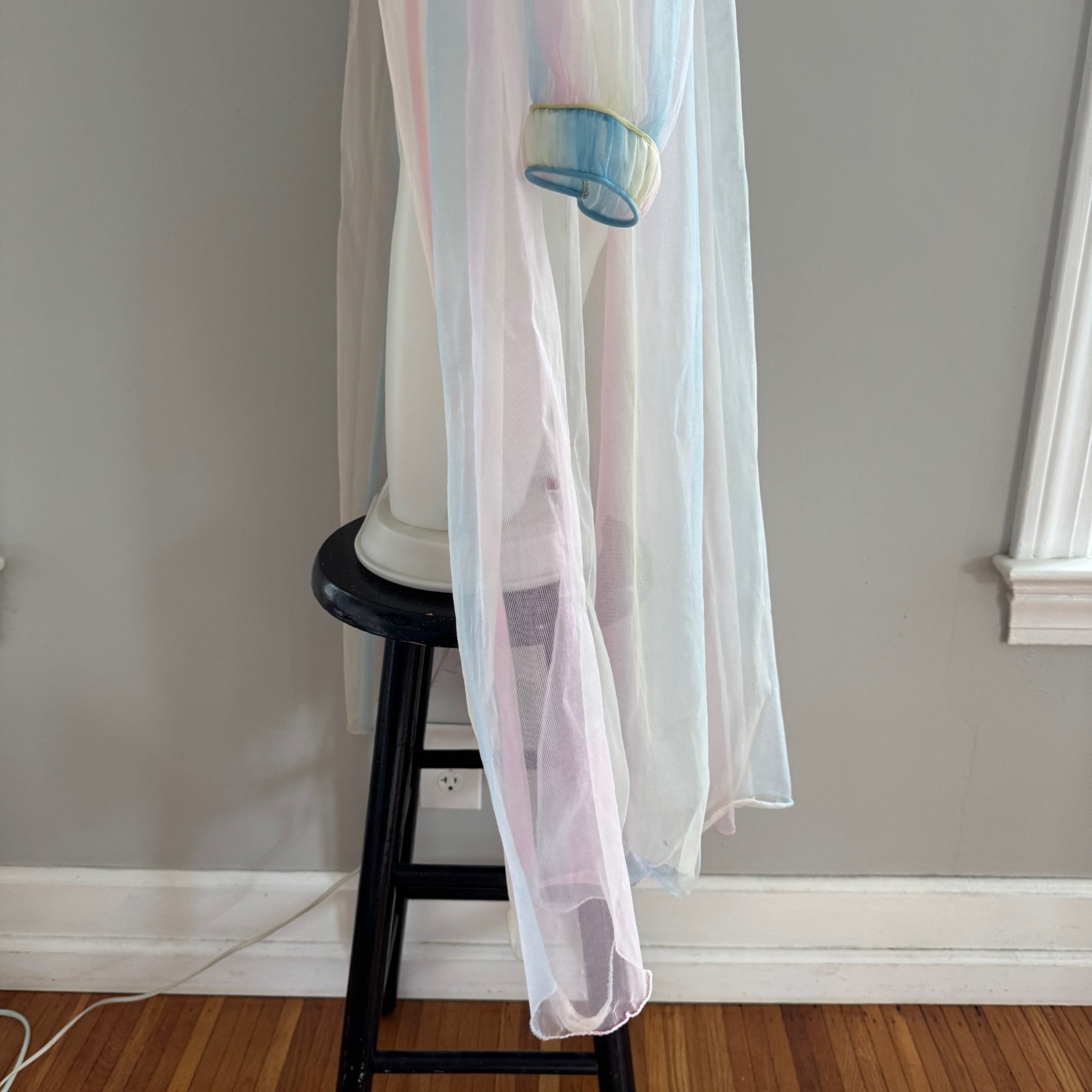 60s vtg DOLSYL Sheer Pastel RAINBOW OMBRE Dressing Gown Chiffon Robe Tent Dress