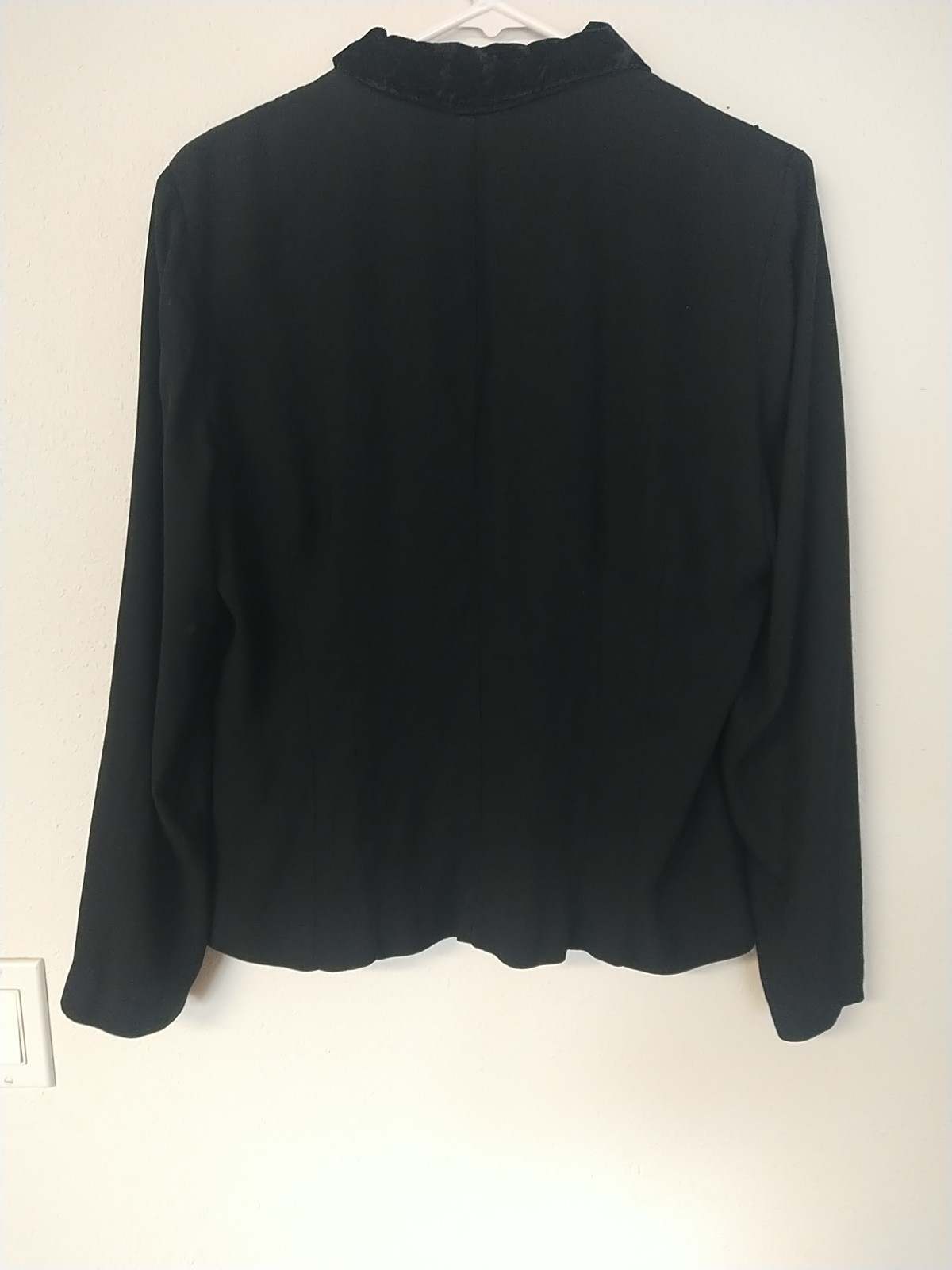 Vintage J.B.S. Black Jacket ~Velvet Collar/buttons~ 80’s Blazer~ SZ 14