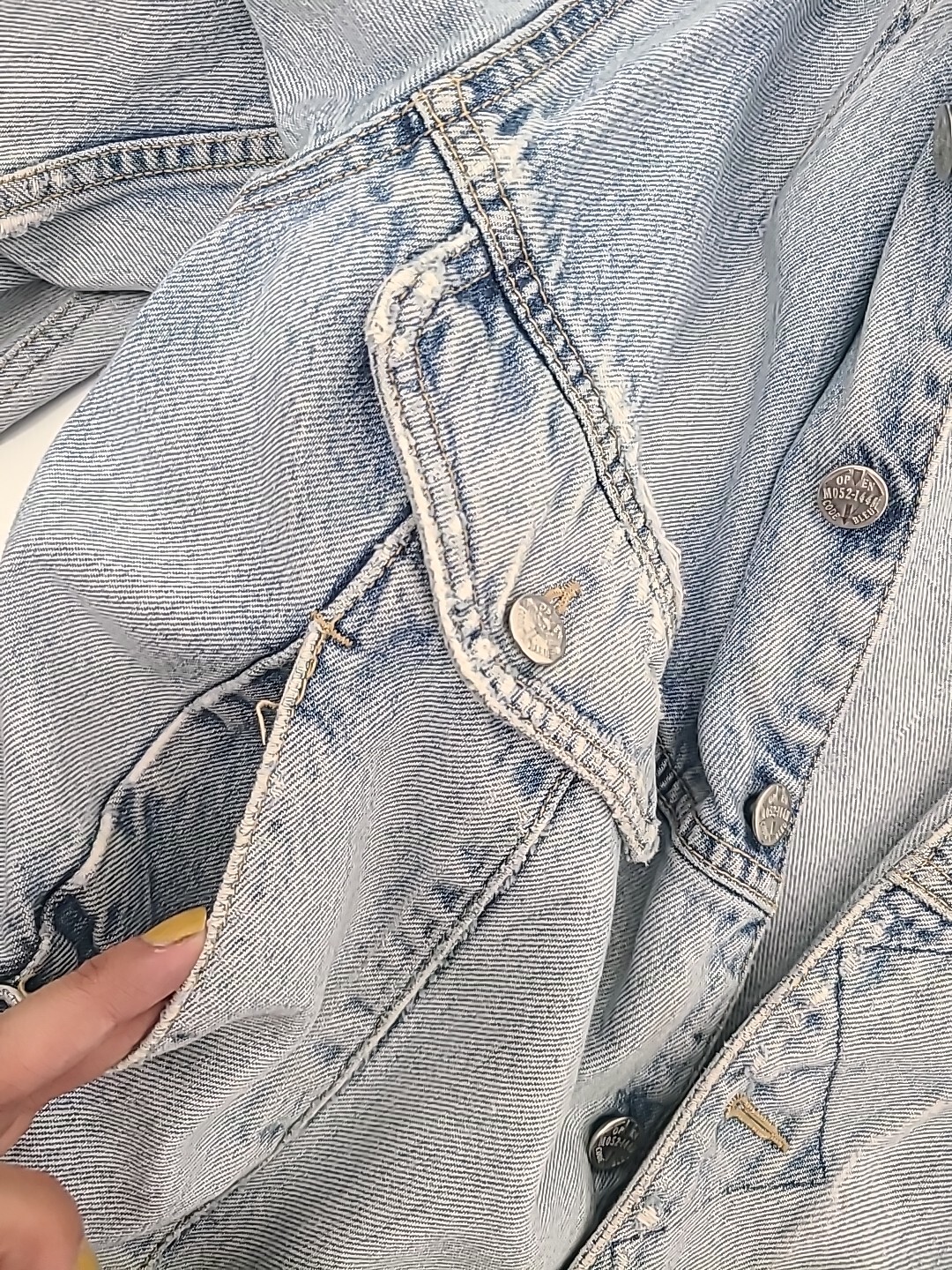 Vintage Code Bleu Light Wash Denim Distressed Jean Jacket XL Retro 80s 90s