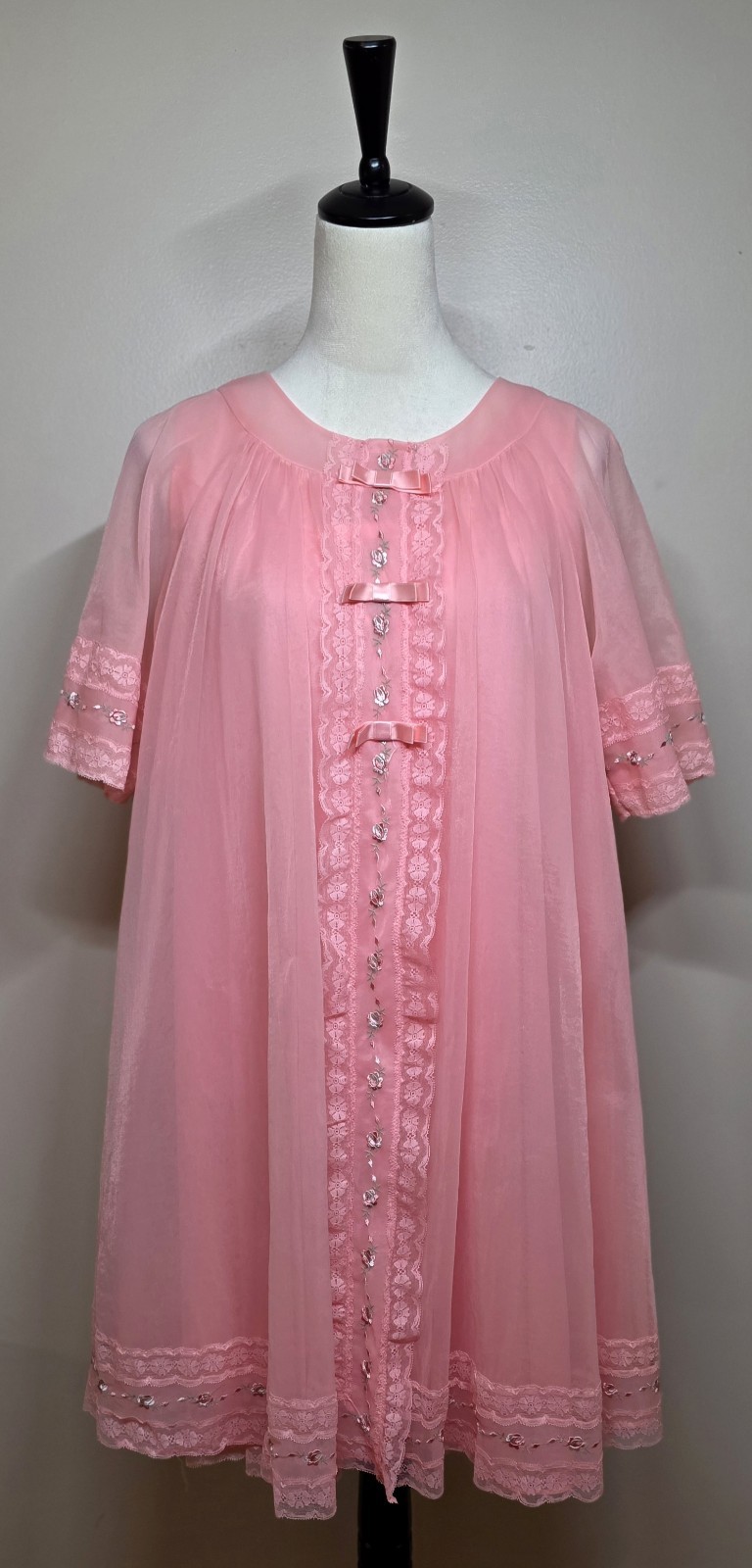 Vtg CHIFFON Babydoll Peignoir SET Sheer NYLON CORAL Pink Embroidered Lace Rose