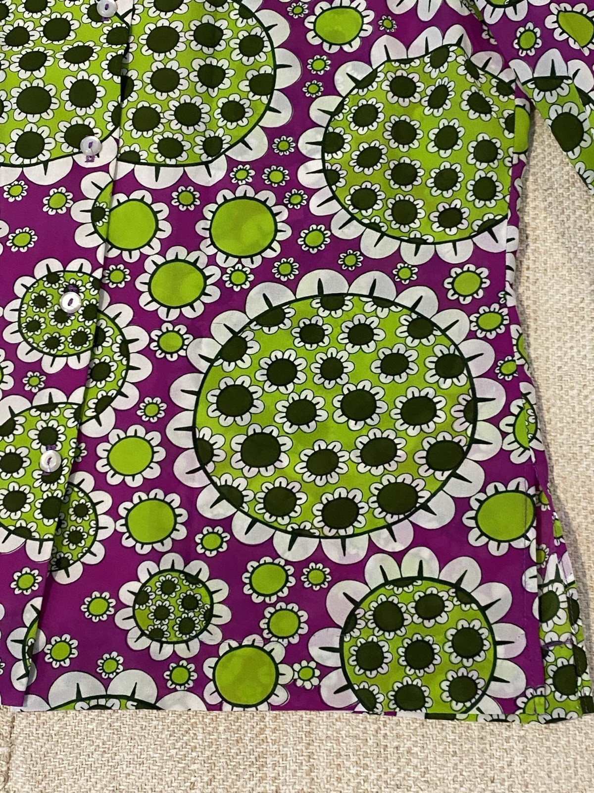Vintage 70’s ALEX COLEMAN shirt Purple& White daisy Print Sz M Excellent