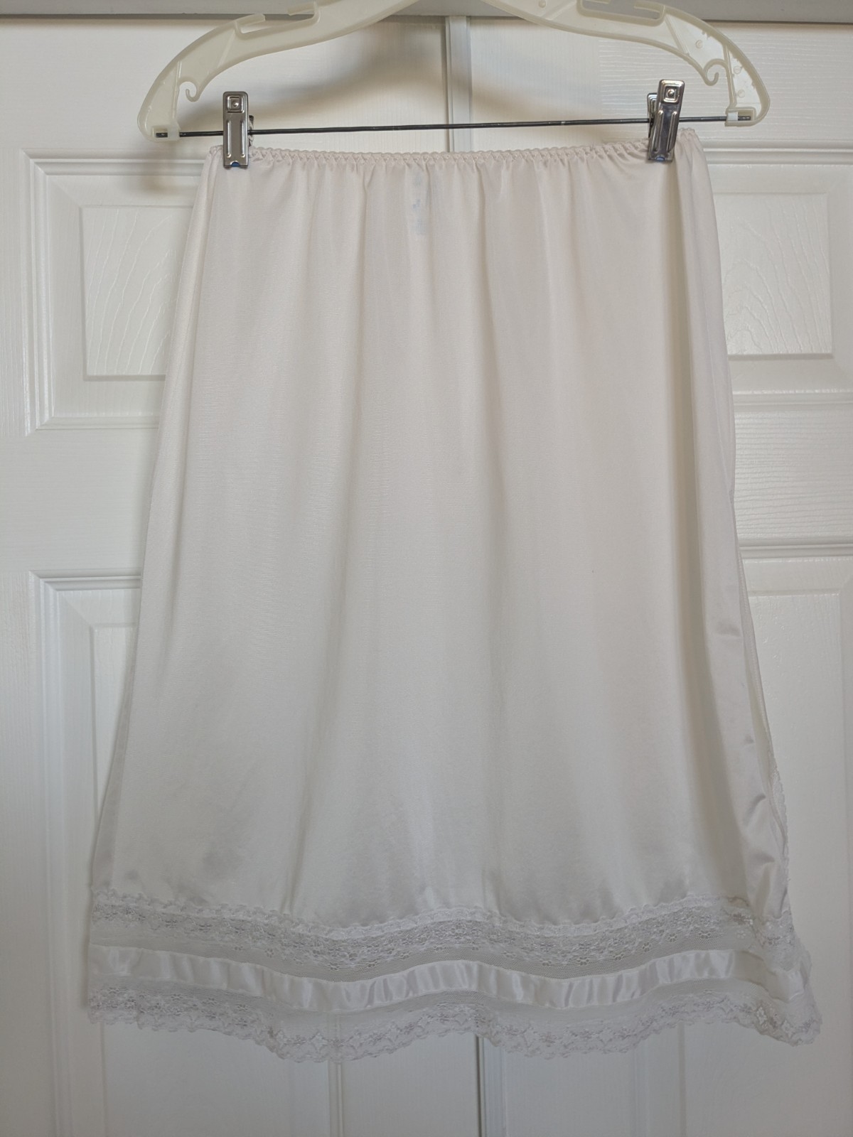 Vintage OLGA White Half Slip Lace Trim Elastic Waist Lingerie Petticoat